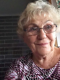 Lewd older females are posing totally nude on cam